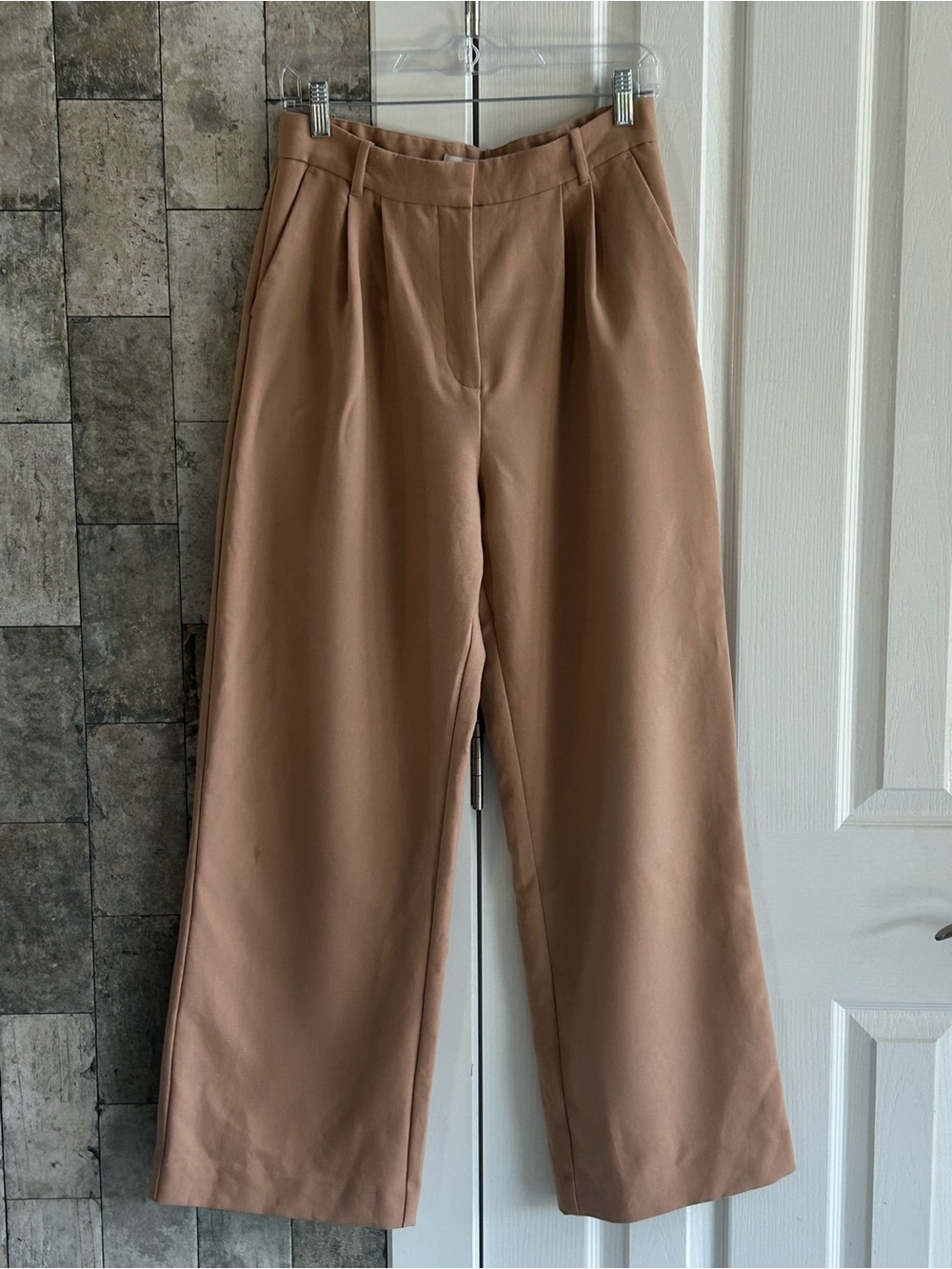 Abercrombie & Fitch Wide-Leg Pants in Camel Brown